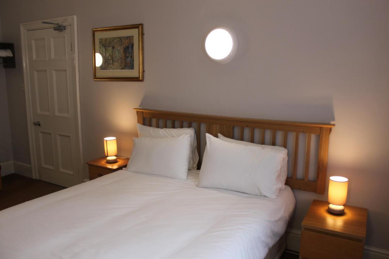 בלדוק Brookside Lodge מראה חיצוני תמונה